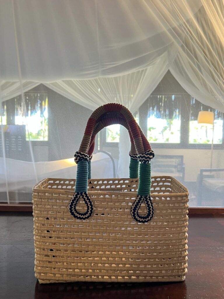 bolsa de praia txai resort Itacaré