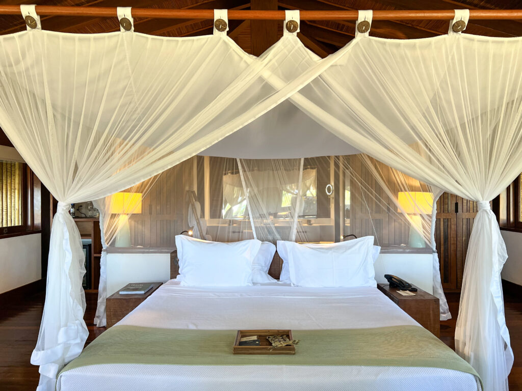 quarto bangalô praia txai resort Itacaré